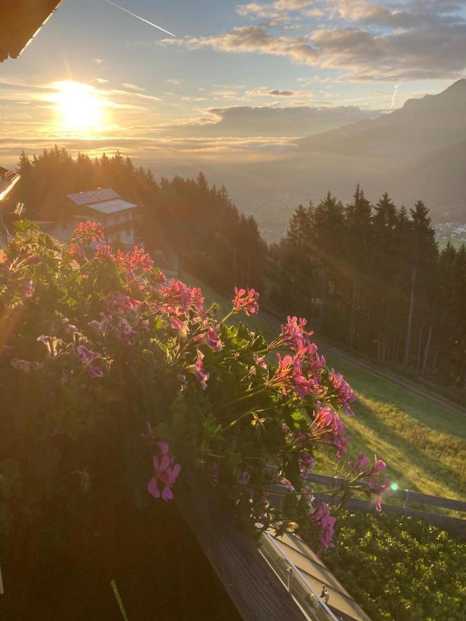 Koflers Ferienwohnungen Oberperfuss Exteriör bild