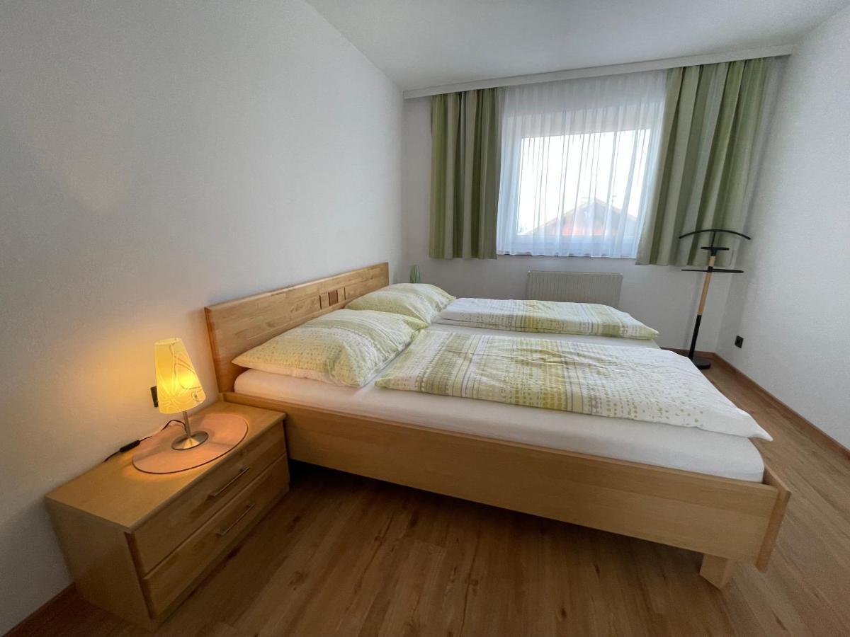 Koflers Ferienwohnungen Oberperfuss Exteriör bild